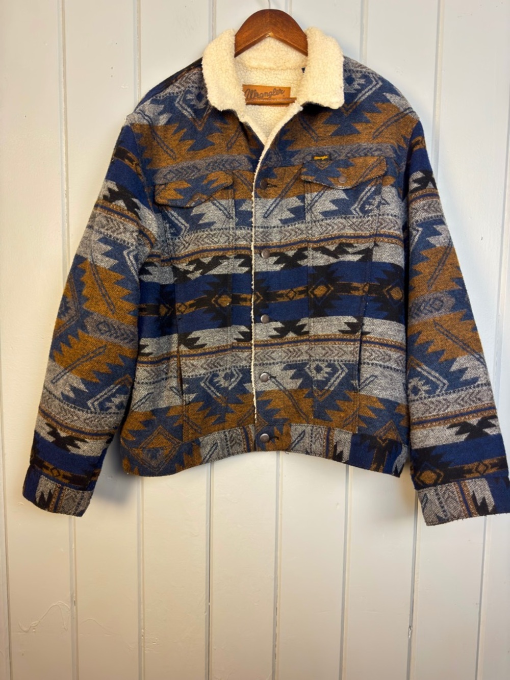 Wrangler Mens Jacquard Aztec Sherpa Lined Jacket size Large